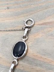 Silver Tone Faux Black Onyx Glass Oval Gemstone Bracelet