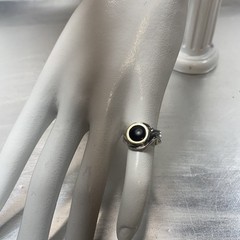 Vintage Two-Tone Sterling Silver & 14K Gold Black Onyx Bypass Ring Size 5 , 3.8g