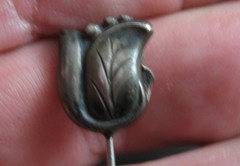 Relief flower Tie Hat Stickpin *Sterling Silver 1900s Art Nouveau Floral 3.5in