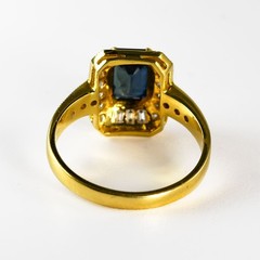 14K Yellow Gold Sapphire & Diamond Ring 4.6g