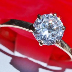 10k yellow gold engagement ring 0.90ct cubic zirconia size 7 solitaire 1.50gr