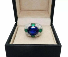 Fantastic Bezel Set Blue Sapphire With Green Emerald & Sparkling CZ Dome Ring