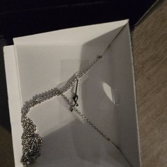 VINTAGE NECKLACE JEWELRY LOT / 5 TOTAL