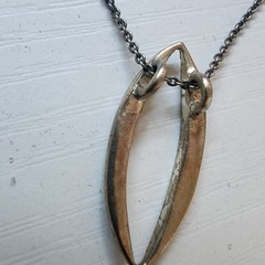 Vintage Retro Women’s Necklace Multiple Rhinestones Silver Tone Chain & Pendant!
