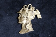 Vintage Jeanne? Roman Soldier Hermes Perseus Bust Gold Tone Statement Brooch Pin