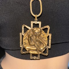 Vintage Signed ART Mode Art Brutalist Necklace Medallion Ma Belle Book Chain