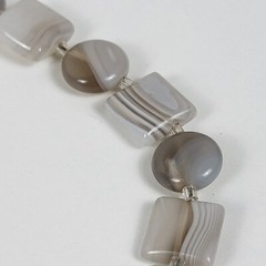 Vintage Gray Agate Beaded Necklace Silver-Tone 17 In Square/Round Beads Lobster
