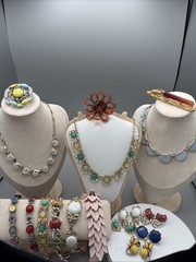 VTG 6 Lot Of Thermoset 6 Bracelets,3 Necklaces And 5 Pair Of Earrings,3 Pins