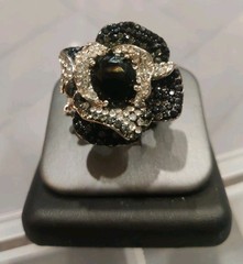 Flower Cocktail Ring Silver Tone Clear/Black Rhinestones Stretch Band