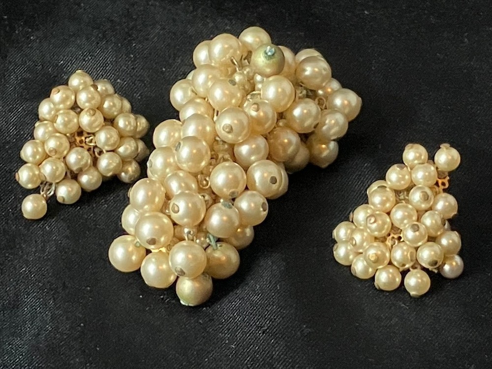 Vintage Faux Pearl Cha Cha Brooch Earring Set French Trombone Clasp Clip On READ
