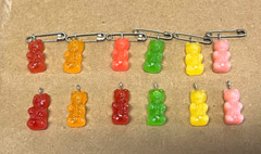 Vintage Sugar Rush Original Gummy Bear Jewelry Plastic Charms Saftey Pin 200+