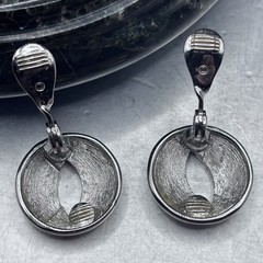 Monet Adjustable Hinged Clip On Earrings Silvertone Vintage 1970’s
