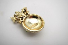 Vtg Gerrys Gold Tone Christmas Ornament Brooch w/Red & Green Enamel