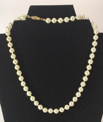 Knotted Single Strand Faux Pearl Gold Plated Clasp Creamy Beige Necklace 18″ L