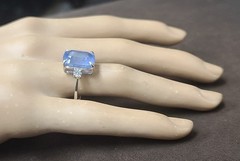 Vintage 14K White Gold Engagement Ring 8.94ct.Natural Blue Cushion Sapphire GIA