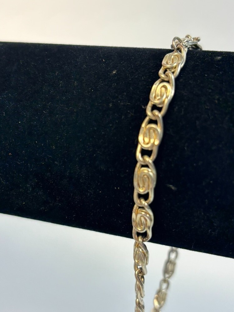 Vintage Bracelet Silver Tone Delicate Metalwork Links 7 inch