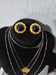 Elegant, Nice Gold/Silver Tone Jewelry Lot Some Signed