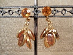 Vintage NOS lot of 5 prs glass jeweled cluster clip earrings multi cognac etc 92