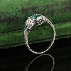 Art Deco 2.50CTW Green Asscher Cut CZ & Vintage Style Wedding Ring In 925 Silver