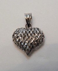 Beautiful Michael Anthony 14K White Gold Filigree Mesh Heart Pendant