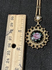 Antique Gold Tone Filigree Hand Painted Rose Faux Pearl Pendant Necklace 14”