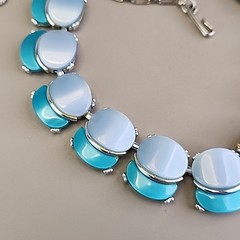 Vintage Thermoset Necklace Blue Silver Tone 15.5″