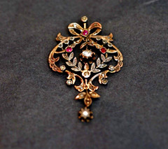 19c. Victorian Art Nouveau Rose 8К Gold Rose-Cut Diamond Ruby Necklace Pendant