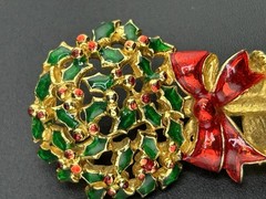 Vintage Vero Holly Berry Enameled Christmas Brooch