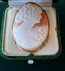 Rare Large Vintage Antique Shell Carved Cameo 1/20 12Kt Gold 2″ Long Brooch/Pin