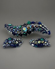 Rare Signed ART Arthur Pepper Blue Green Ravoli AB Cabochon Brooch Earrings Set