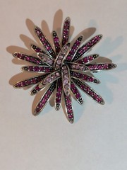 Brooch Red Pink Rhinestones Starburst Pattern