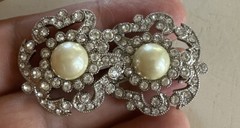Carol Lee Lux Clip On Silver Tone Rhinestone Pearl