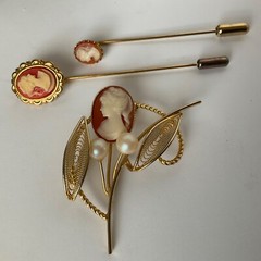 Cameo Lot Brooch & 2 Stick Pins Gold Tone Resin Faux Pearl Vintage UNBRANDED