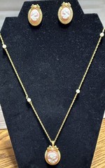 Vintage AVON Gold Tone Cameo Necklace & Earrings Set White & Pink Oval