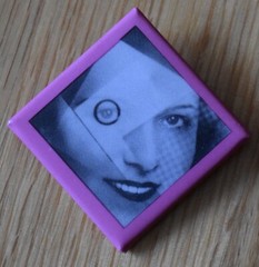 Art Institute of Chicago Museum Pin Button Portrait Woman Surrealism Modern Art