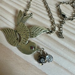 Vintage Dove Swallow Bird Pendant Necklace 26 Inch Rhinestone Gold Animal