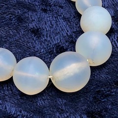 Vintage Graduated Satin Moonstone Opalite Moonglow Beaded Necklace