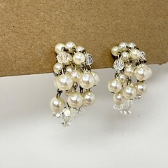 Vintage Imitation Pearl Dangle Drop Earrings Silver-Tone Mid Century Clip-on