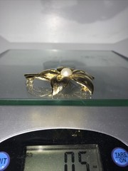 AAI Vintage Flower Pin Brooch White Faux Pearl Gold Tone Signed 1990s