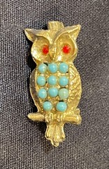 Vintage Gold Tone Owl Brooch Pin Turquoise Stones Red Rhinestone Eyes Bird