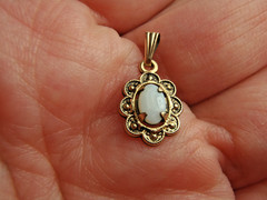 1/20th 12K Gold Filled Opal Pendant 18MM X 9MM VINTAGE