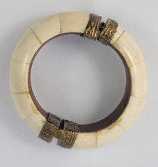 Bone/Horn Bracelet Camel/Cow with Brass Caps and Pin Closure Vintage