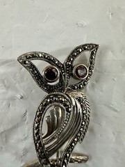 VTG 1980’S STERLING SILVER 925 1/2 CARAT GARNET MARCASITE OWL PIN