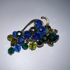 Vintage Schrager Blue & Green Aurora Borealis Crystal Brush Gold Brooch
