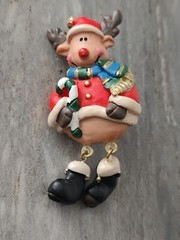 Resin Reindeer Brooch Brown Christmas Xmas Pin Pendant Rudolph