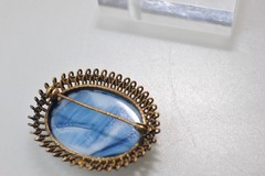 Vintage Filigree Bright Blue Slag Art Glass Brooch Pin oval bezel ML11