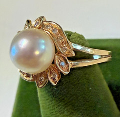 Vintage SOLID 14KT Gold Stamped Pearl Size 7 Ring 2.78g New Old Stock!