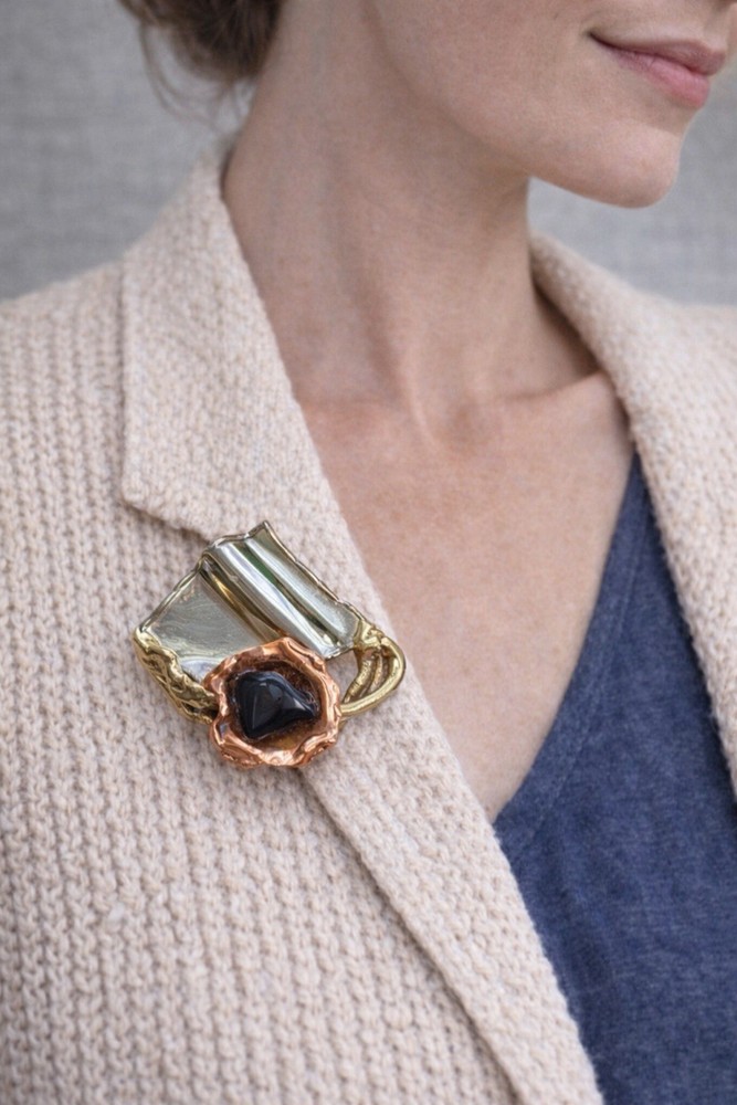 Vintage Onyx Mixed Metal Brooch Gold Silver Copper Black Onyx Gem Modernist 2”