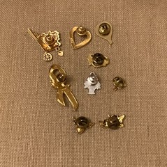 Vintage Lapel Pin Lot Of 9 Heart Mom Cherub Flower Basket Some Signed Avon