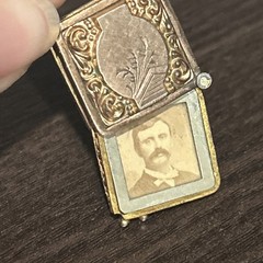 Antique 9.18g Victorian Etruscan Rare Slide Open Locket Pendant Etched Gold Fill